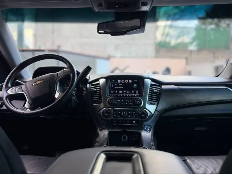 Chevrolet Suburban 1500 LT 2017 — Vista 1 de 10
