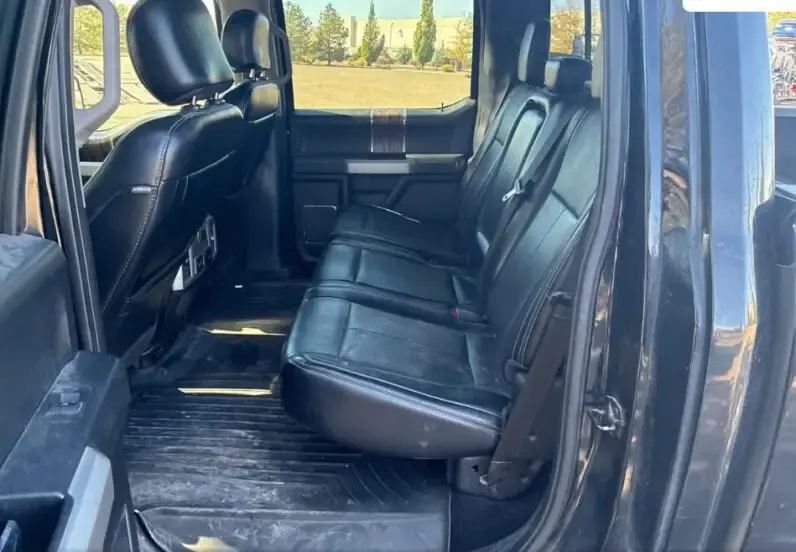 Vista 5 de Ford F-150 Lariat 2018