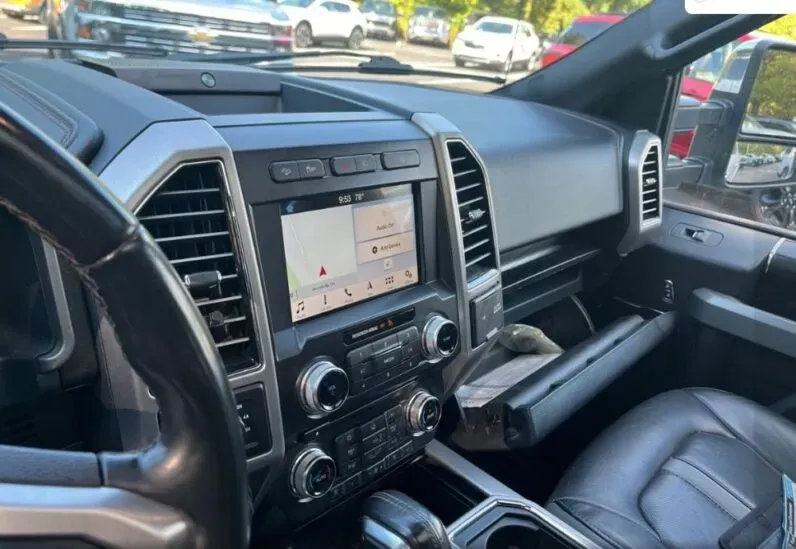 Vista 3 de Ford F-150 Platinum 2018