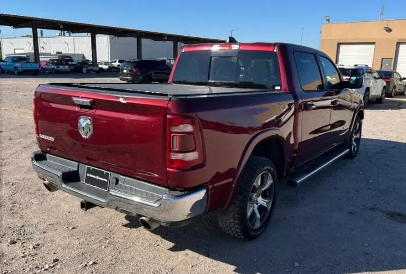 Vista 3 de RAM 1500 Laramie 2019