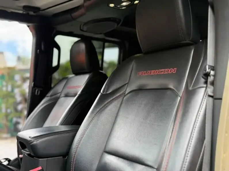 Vista 5 de Jeep Gladiator Rubicon 2020