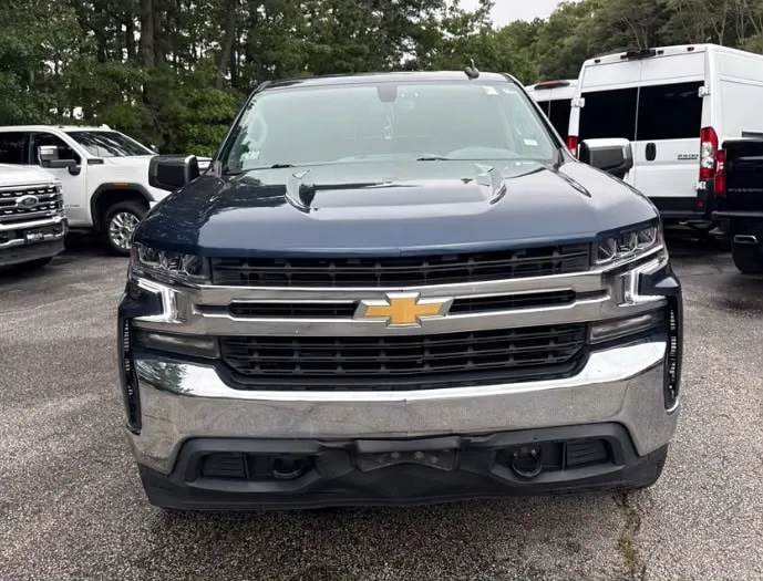 Vista 2 de Chevrolet Silverado 1500 LT 2021