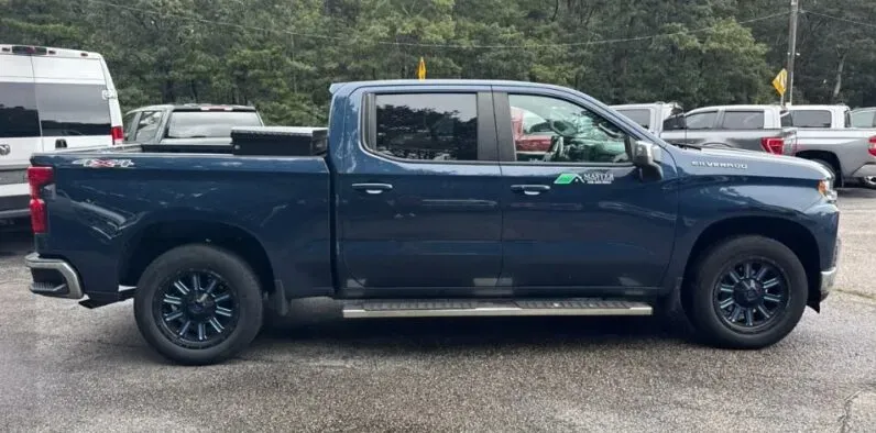 Vista 3 de Chevrolet Silverado 1500 LT 2021
