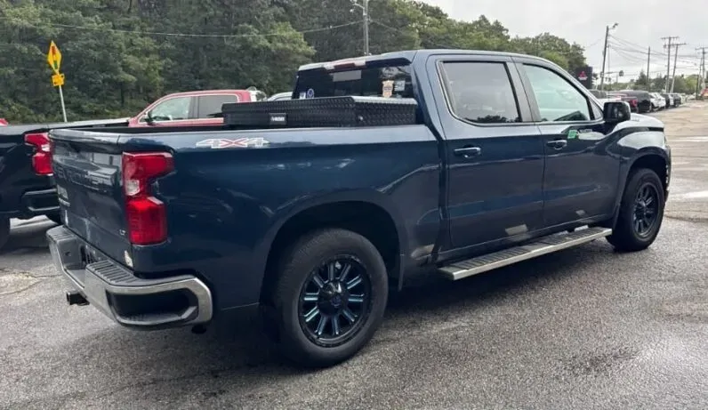 Vista 4 de Chevrolet Silverado 1500 LT 2021