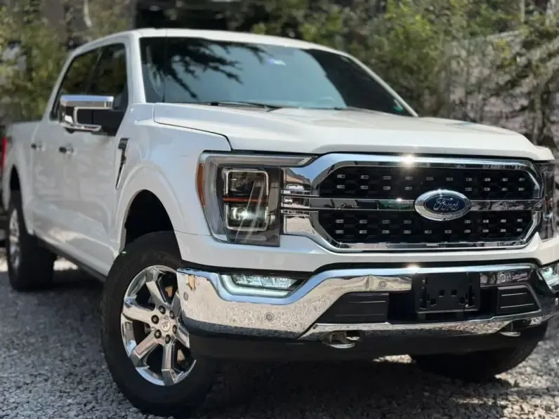 Vista 4 de Ford F-150 King Ranch 2021