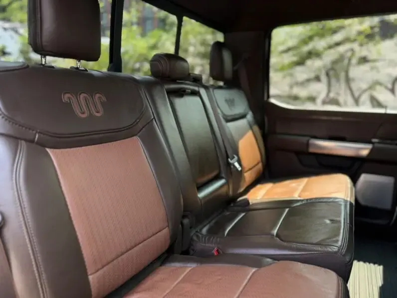 Vista 6 de Ford F-150 King Ranch 2021