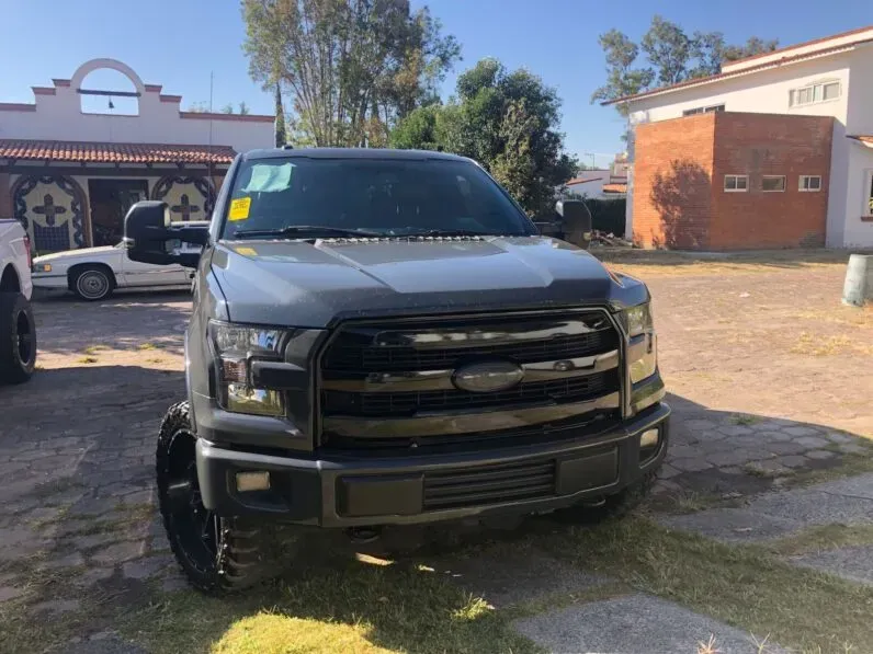 Vista 6 de Ford F-150 Lariat Sport 2016